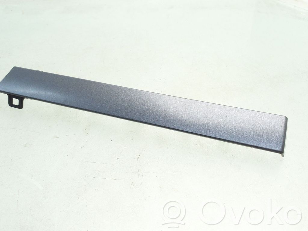 Volkswagen Touran I Rivestimento del vano portaoggetti del cruscotto 