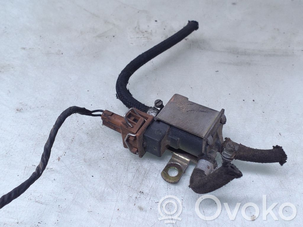 Válvula de vacío   028906283F