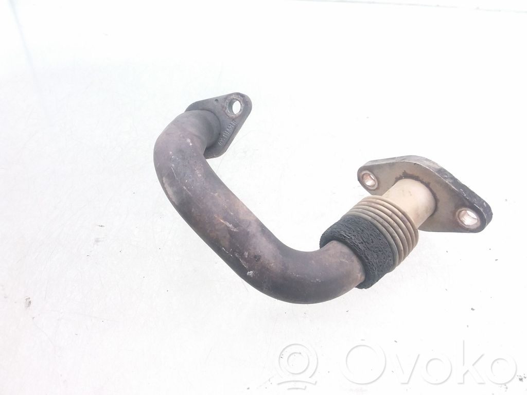 Volkswagen PASSAT B6 Tuyau de raccordement solide EGR