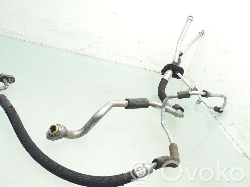 Audi A4 S4 B6 8E 8H Tubo flessibile aria condizionata (A/C)