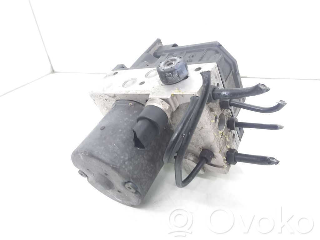 AC 428 Bomba de ABS 