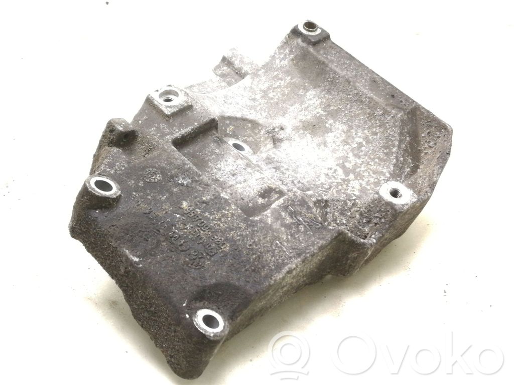 Volkswagen PASSAT B5.5 Staffa di montaggio del compressore dell’A/C