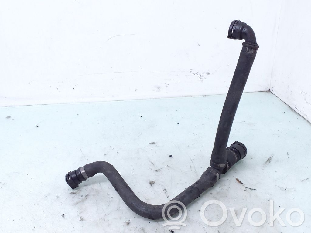BMW 5 E60 E61 Engine coolant pipe/hose 