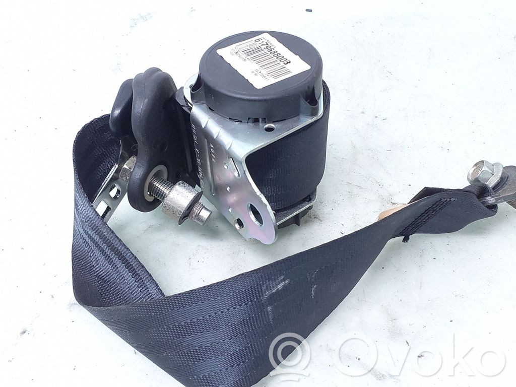 Nissan Juke I F15 Cinturón trasero 