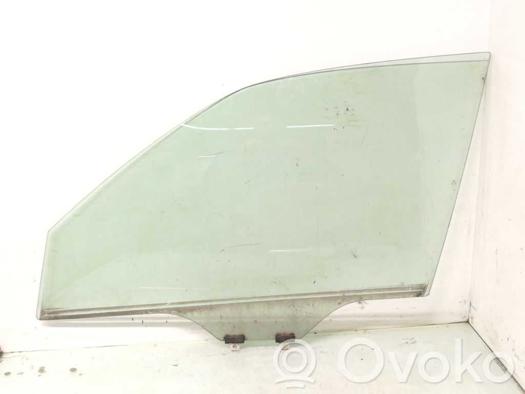 Subaru Forester SH Vitre de fenêtre porte avant (4 portes)