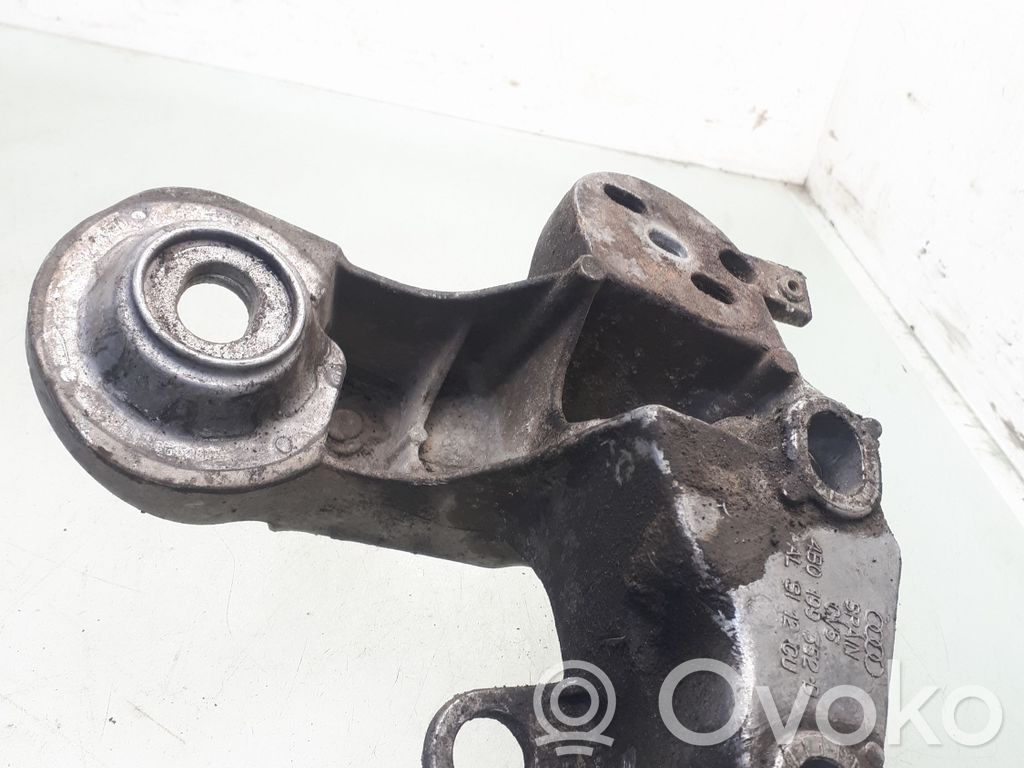 Audi A6 S6 C5 4B Engine mounting bracket 