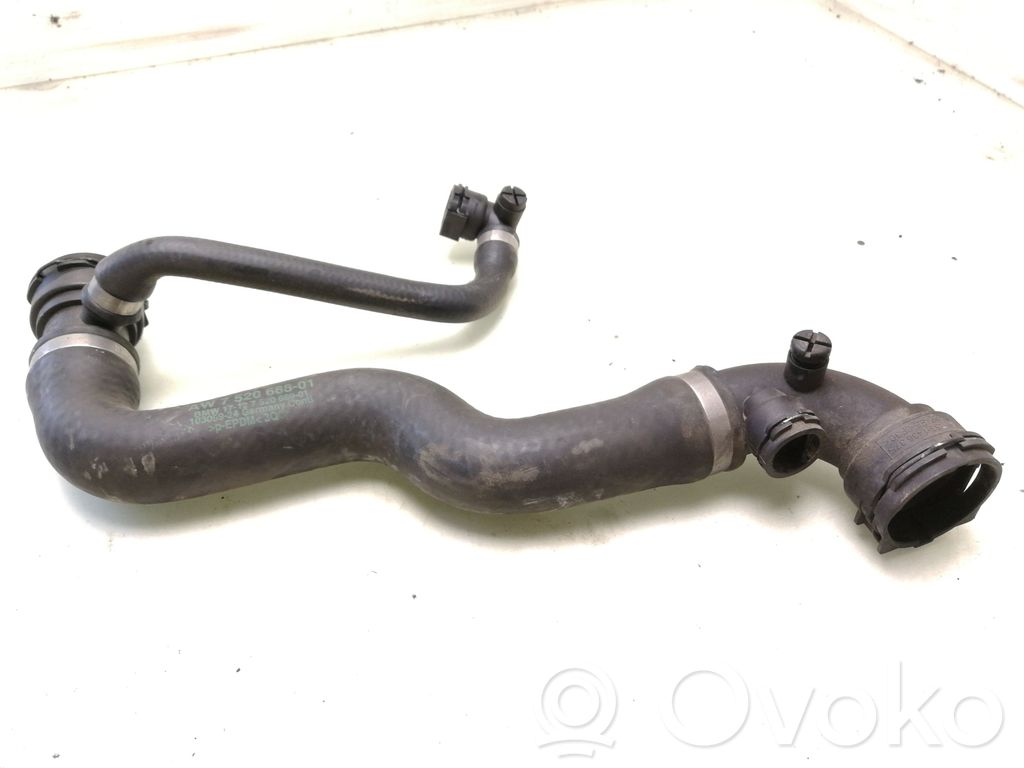 BMW 5 E39 Engine coolant pipe/hose 