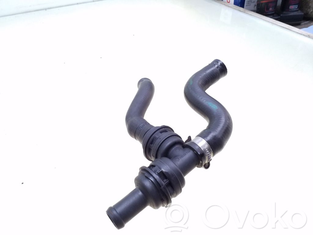 BMW 5 E39 Engine coolant pipe/hose 
