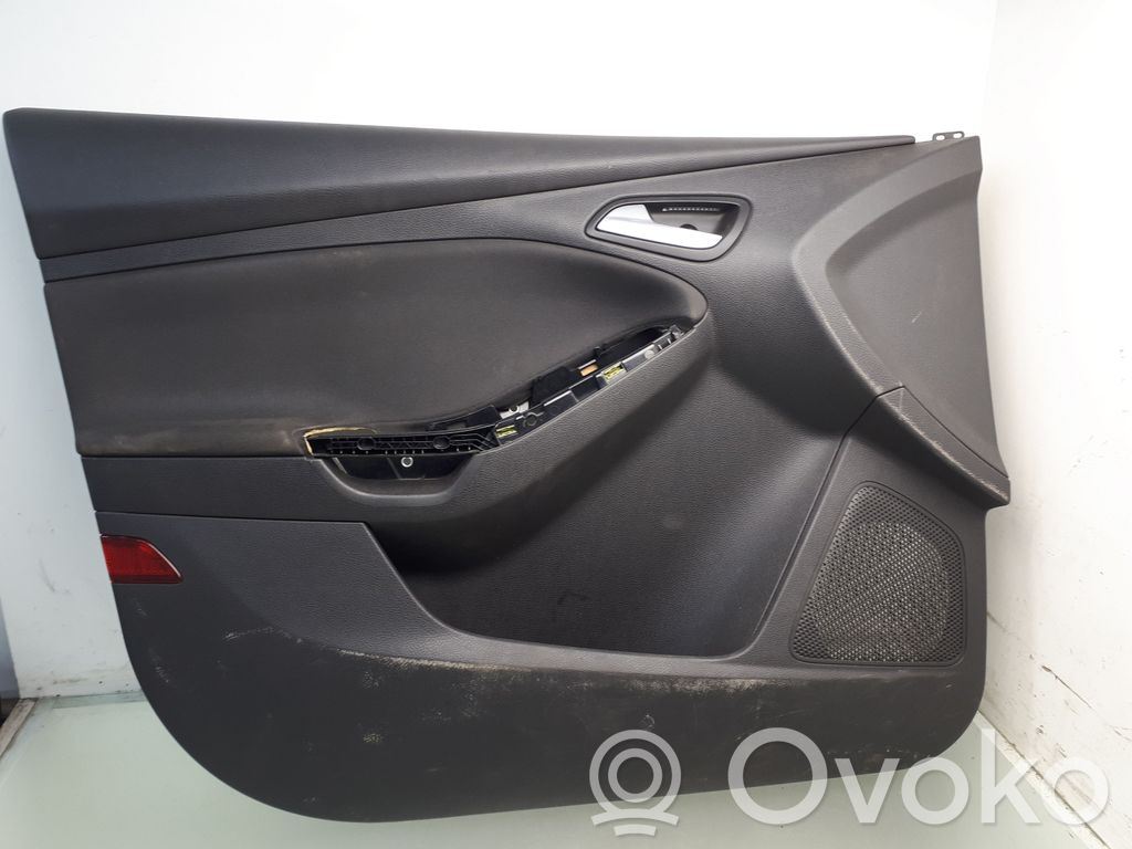 Ford Focus Revestimiento de puerta delantera