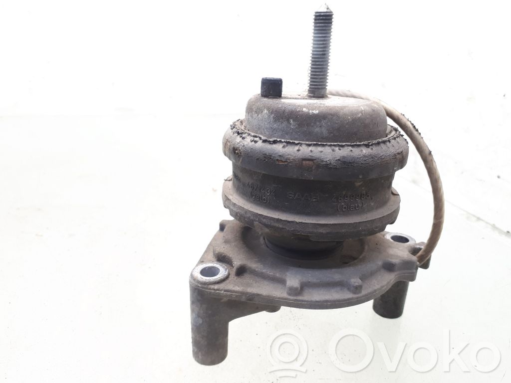 Saab 9-5 Engine mount bracket 
