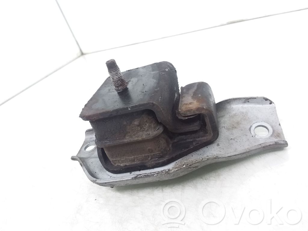 Subaru Impreza III Moottorin kiinnikekorvake 