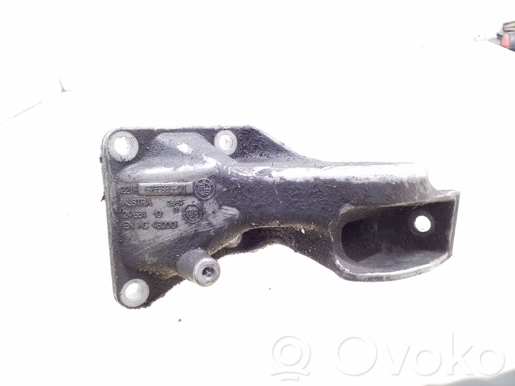 BMW 3 E46 Engine mounting bracket 