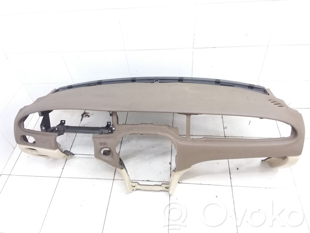 Jaguar S-Type Panelė 
