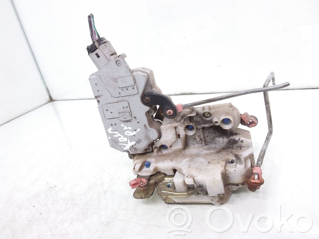 Nissan Primera Serratura portiera anteriore