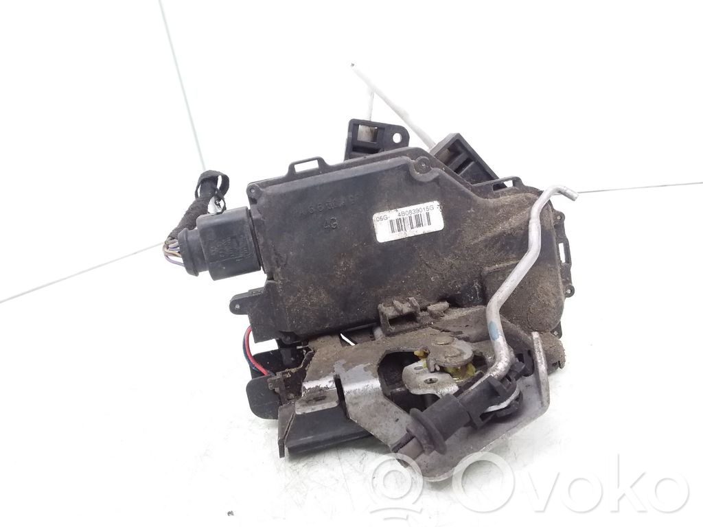 Audi A6 S6 C5 4B Serratura portiera posteriore