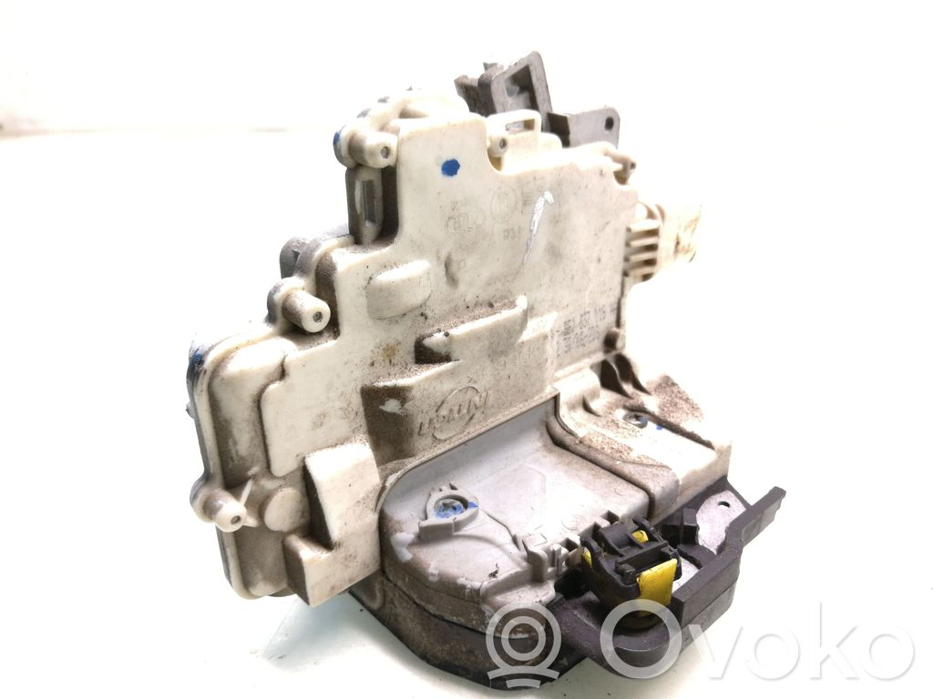 Audi A4 S4 B7 8E 8H Serratura portiera anteriore