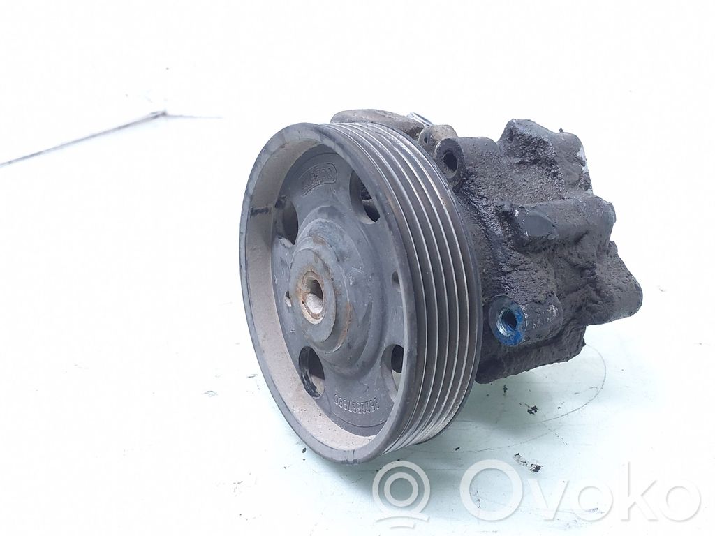 Peugeot 406 Power steering pump 