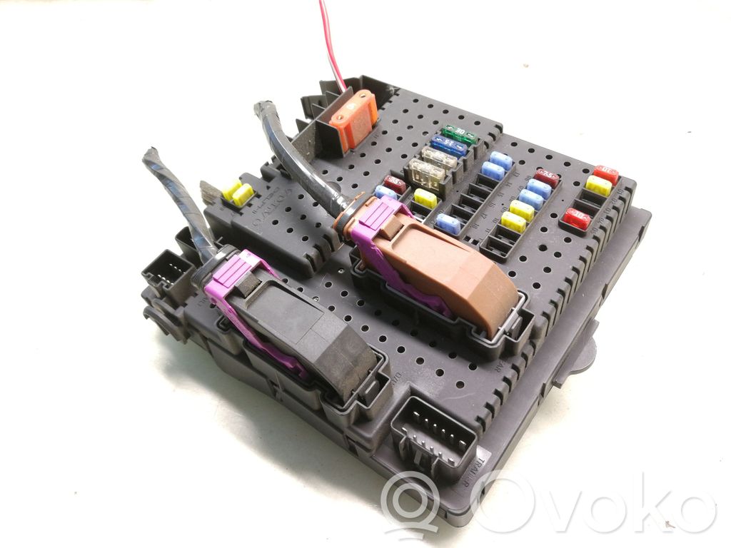 Módulo de fusible   30728512,05W453