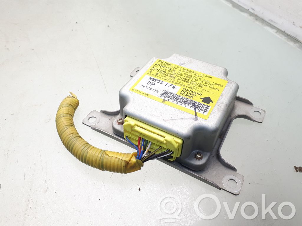 Mitsubishi Colt Airbag control unit/module 