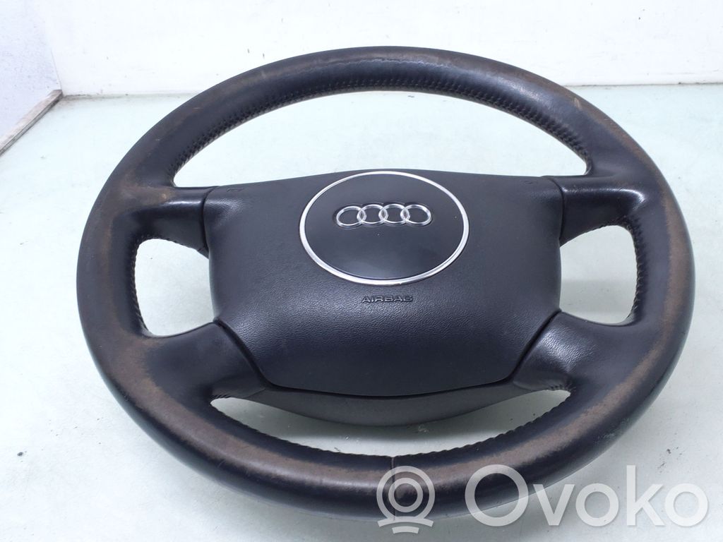 Audi A4 S4 B6 8E 8H Ohjauspyörä 