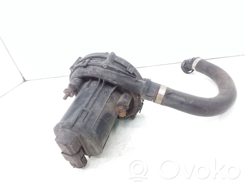 BMW 3 E46 Pompa powietrza wtórnego 