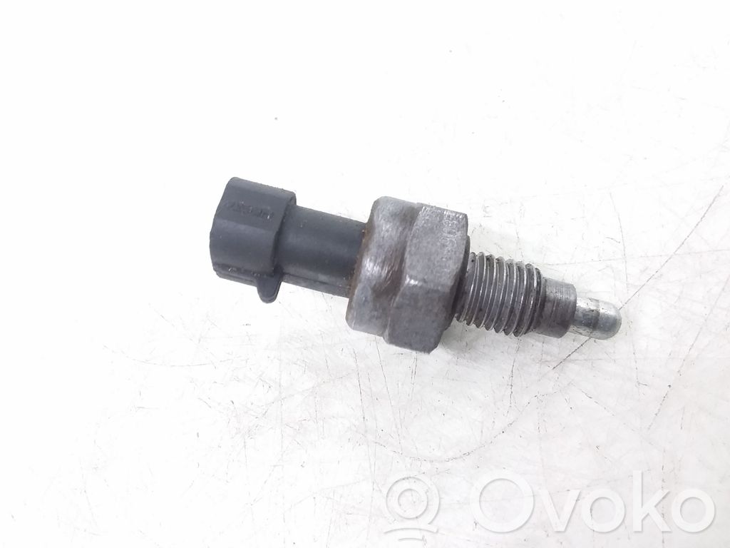 Opel Astra H Sensor interruptor de luz de marcha atrás 
