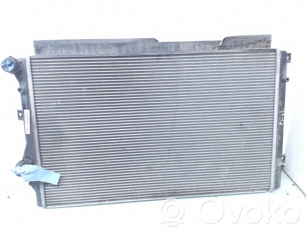 Volkswagen Golf V Radiatore di raffreddamento