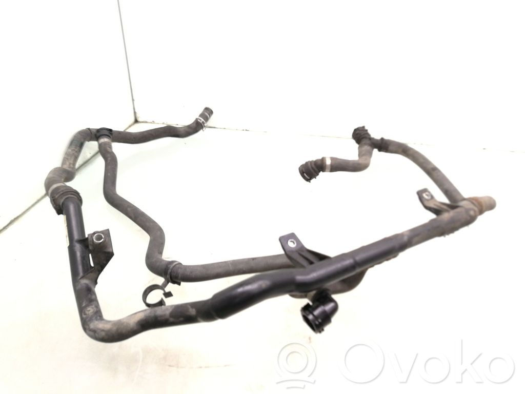 BMW 3 E90 E91 Engine coolant pipe/hose 