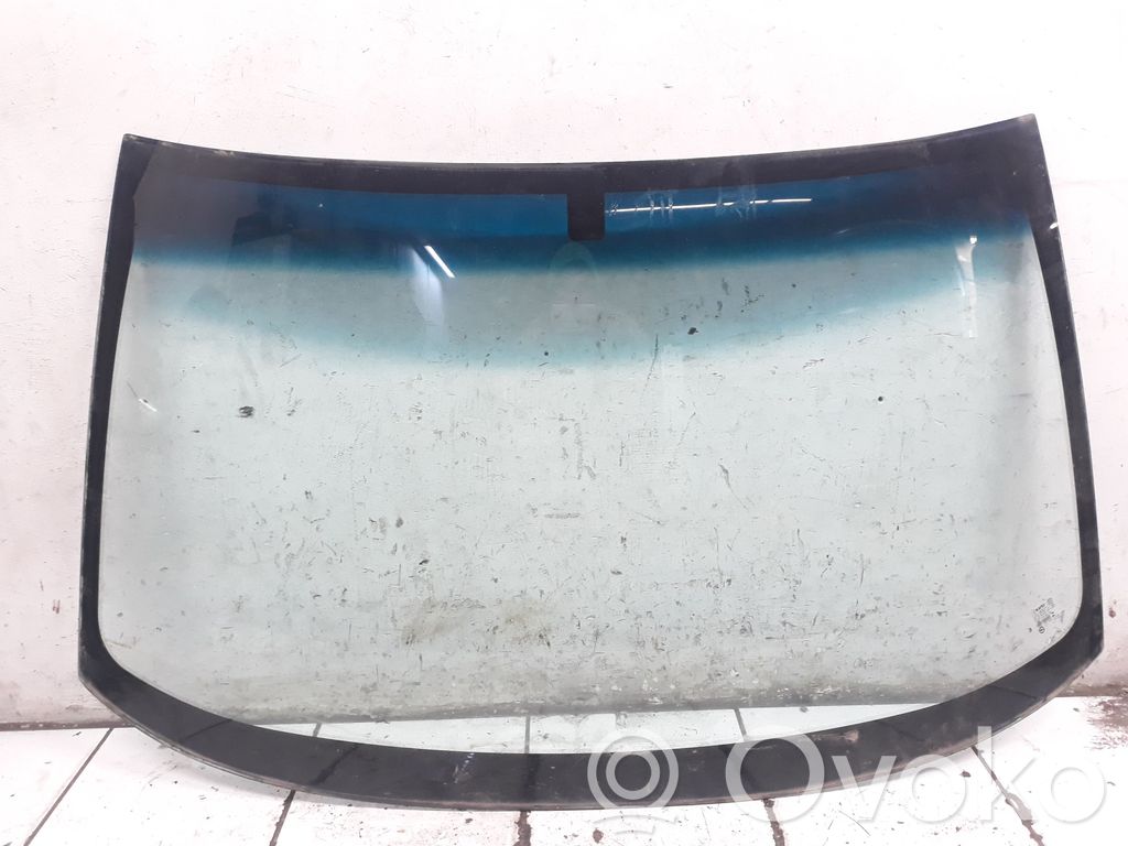 Front windscreen/windshield window   AS1