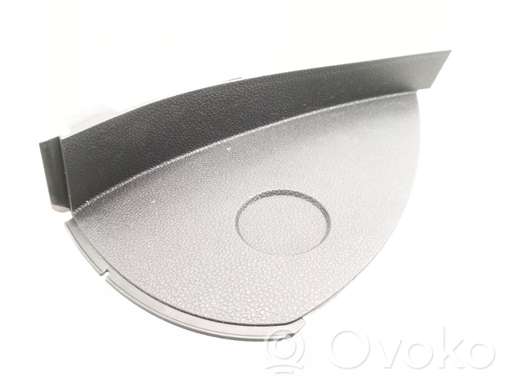 BMW 1 E81 E87 Dashboard side end trim 