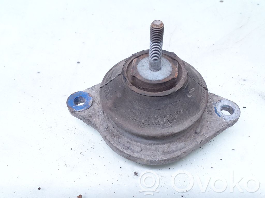 Audi 80 90 B3 Engine mount bracket 