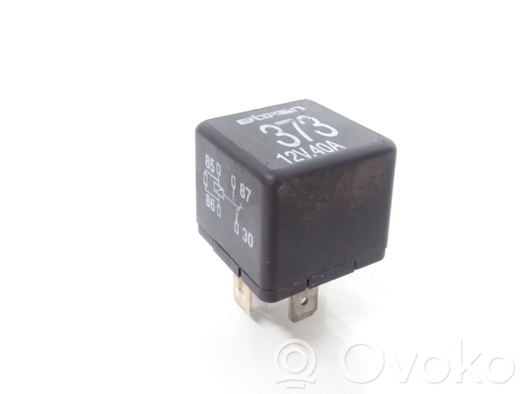 Otros relés   8D0951253A,373,141951253B,431951253G,4H0951253A,6238640,6555HJ,6555VP,9673062180,A0025421319,A0025427219,A0025428019
