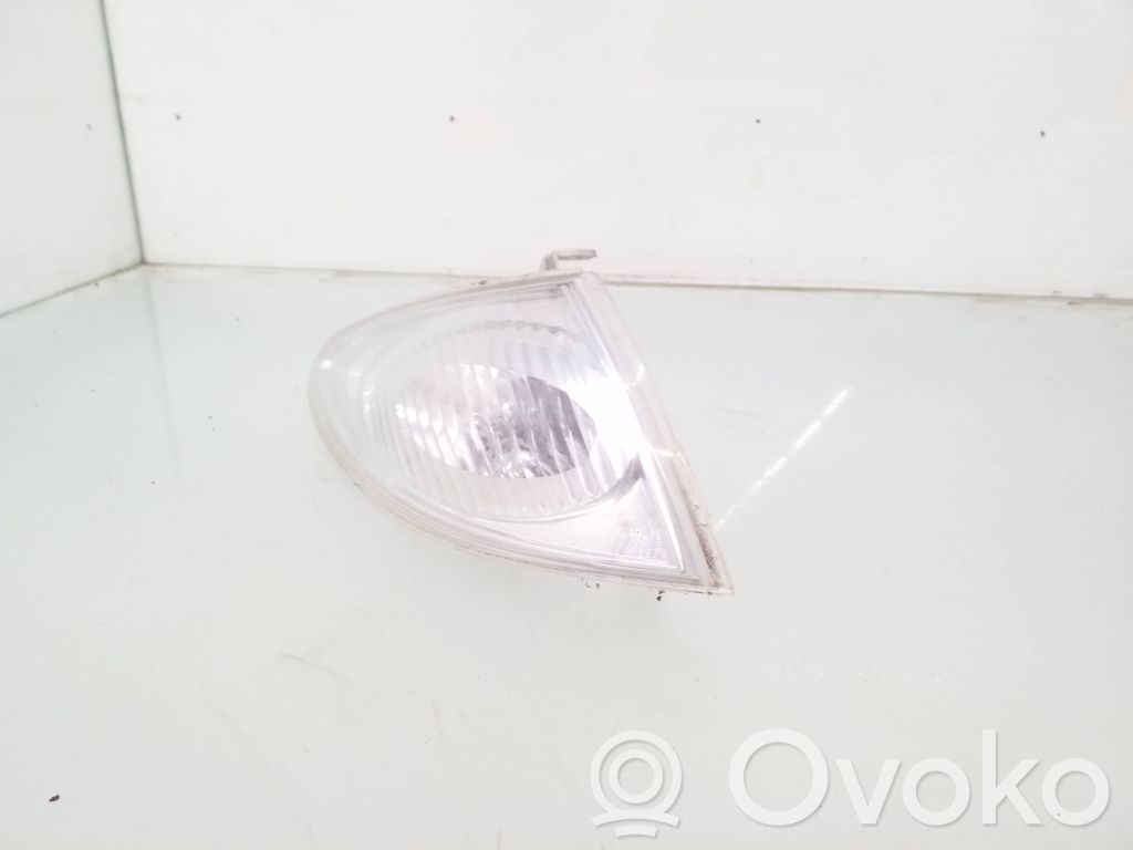 Front indicator light   P1997