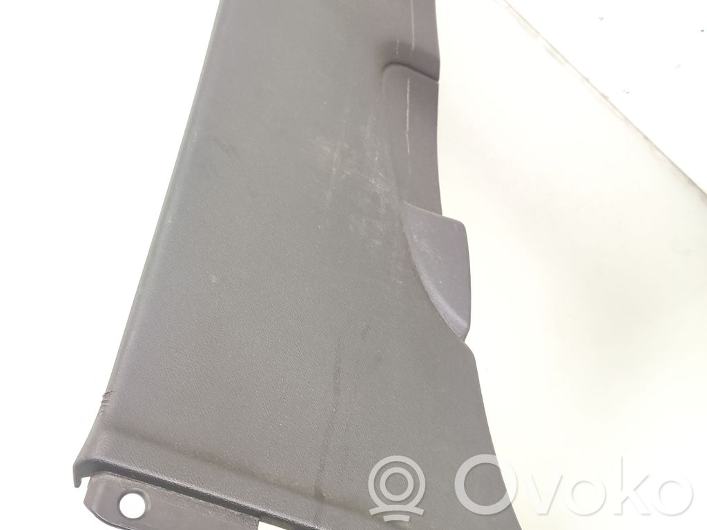 Audi A1 Verkleidung unten B-Säule