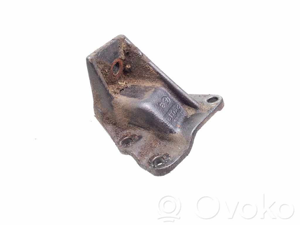 Engine mounting bracket   60251111918