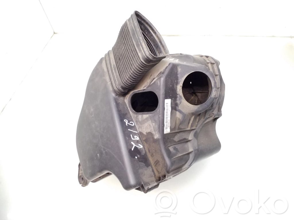 BMW 1 E81 E87 Air filter box 