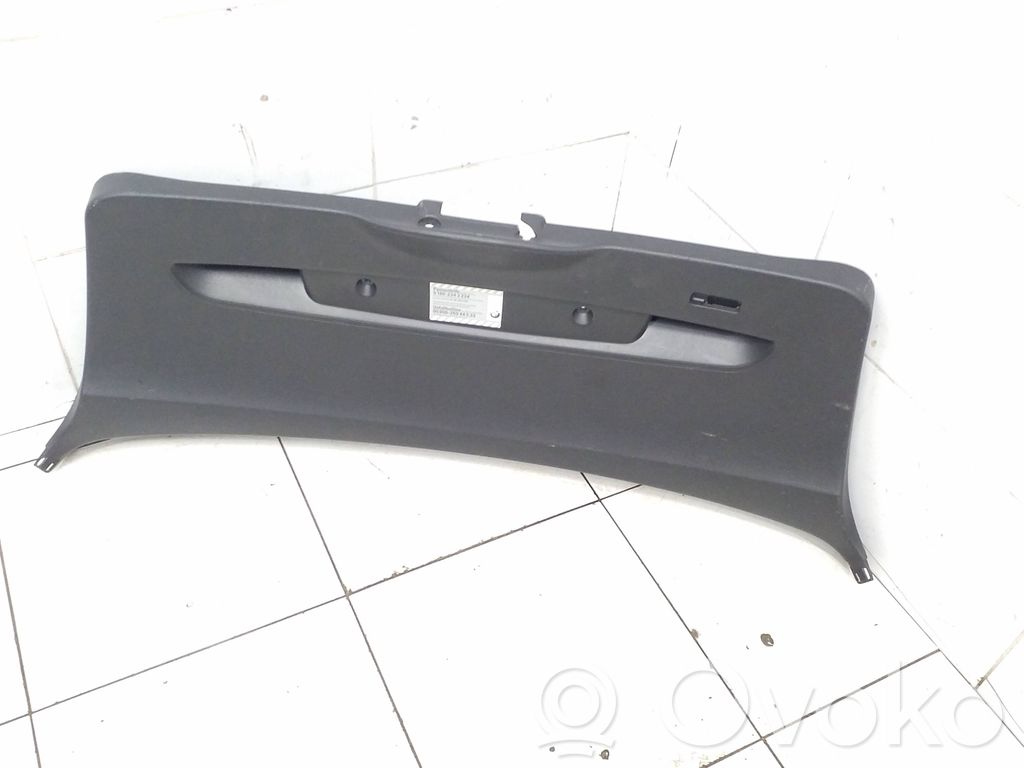 BMW 1 E81 E87 Tailgate trim 