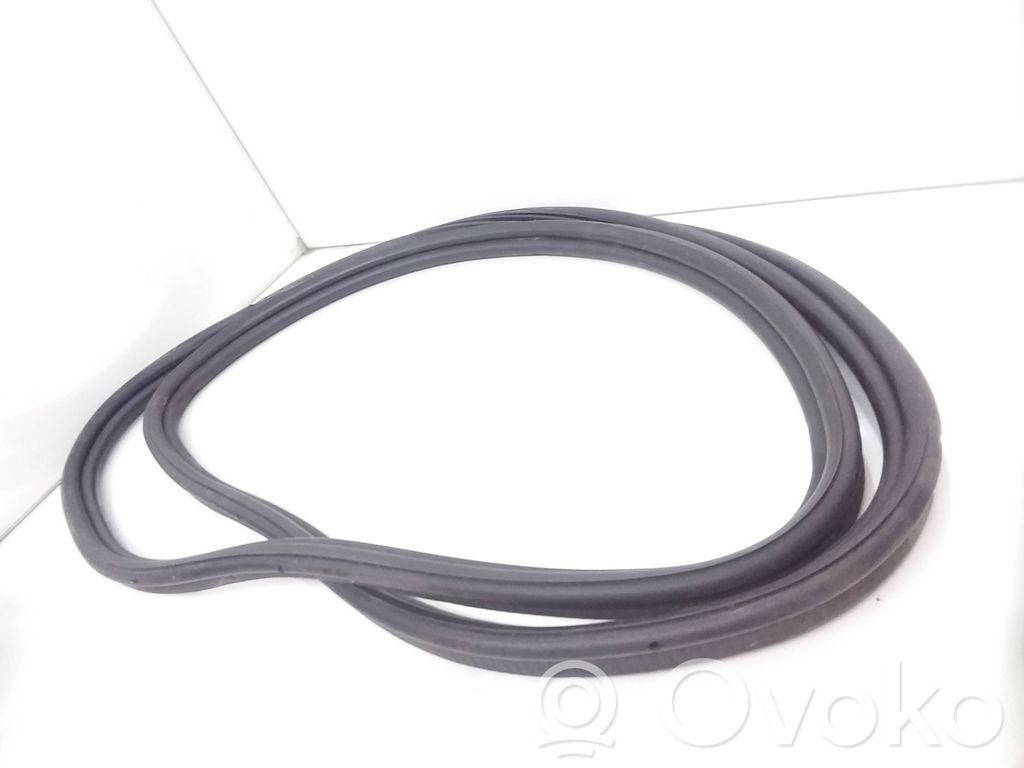 BMW 1 E81 E87 Loading door rubber seal (on body) 
