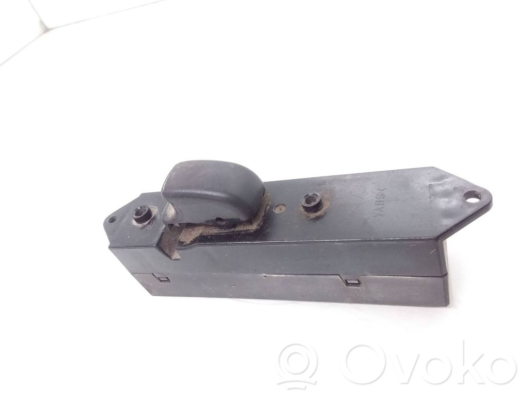 Mitsubishi Pajero Sport I Electric window control switch 