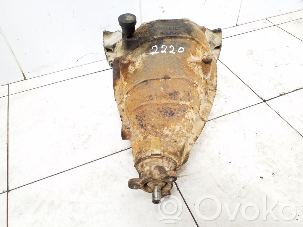Opel Omega B1 Aizmugurējais reduktors 