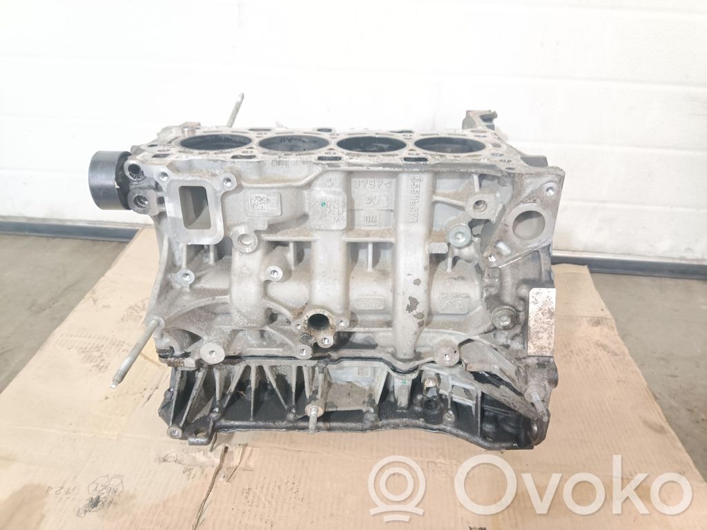 Opel Astra K Engine block 