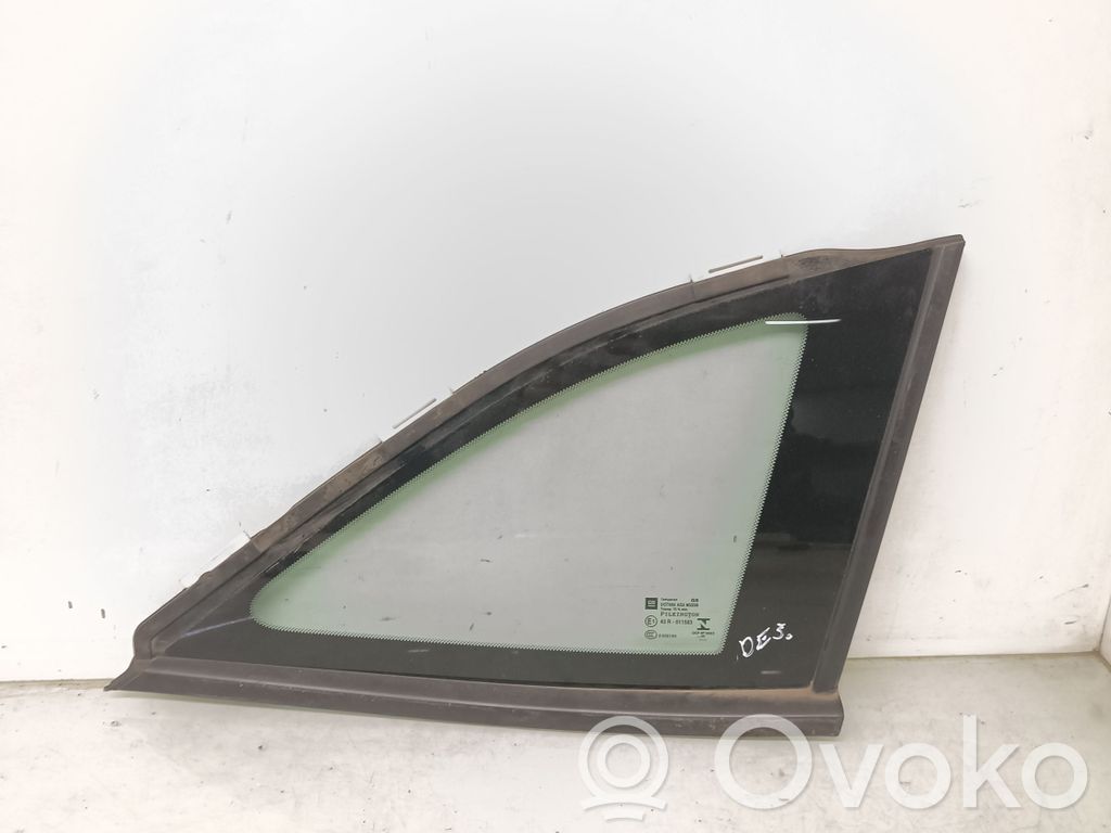 Vidrio lateral trasero   AS2