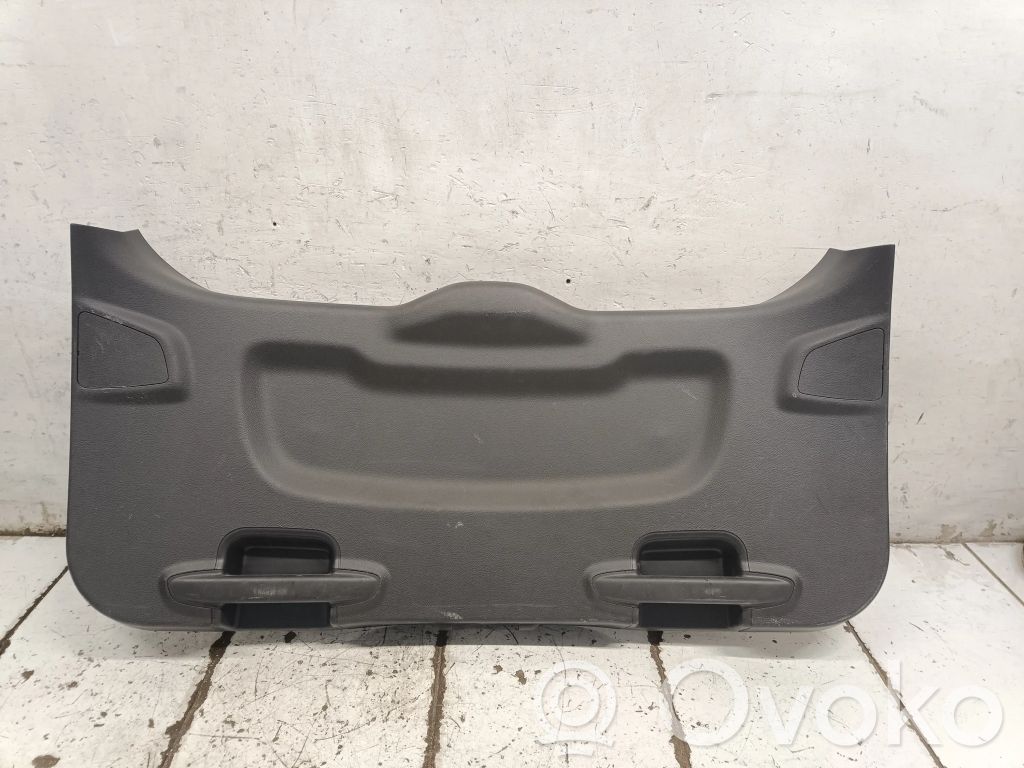 Ford Focus Garniture de hayon 
