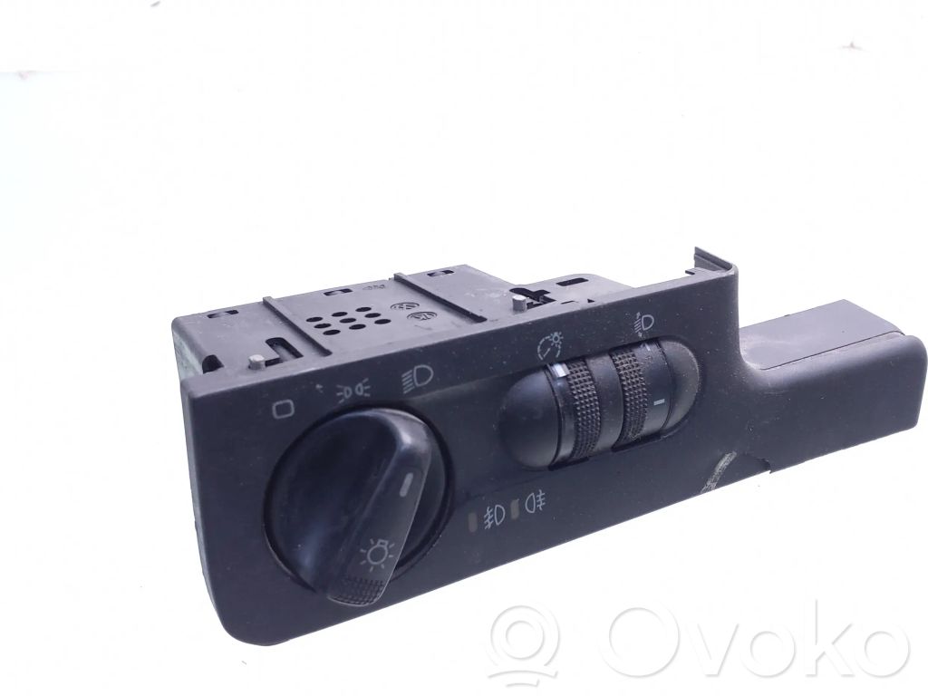 Volkswagen PASSAT B4 Interruptor de luz 