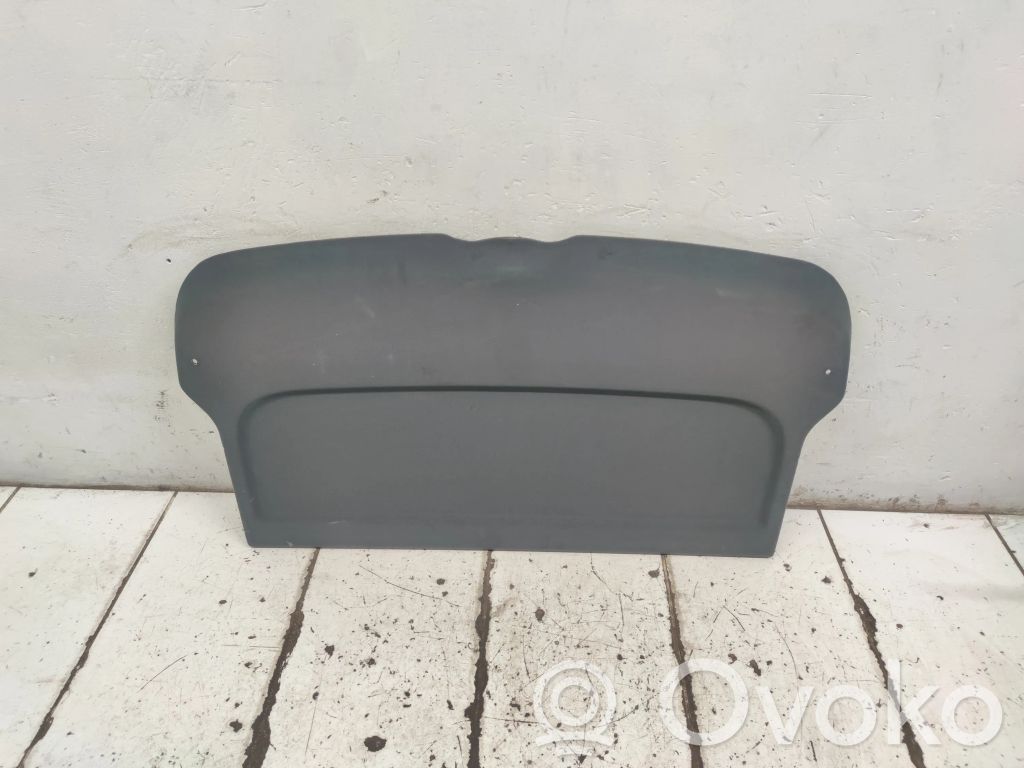 Parcel shelf