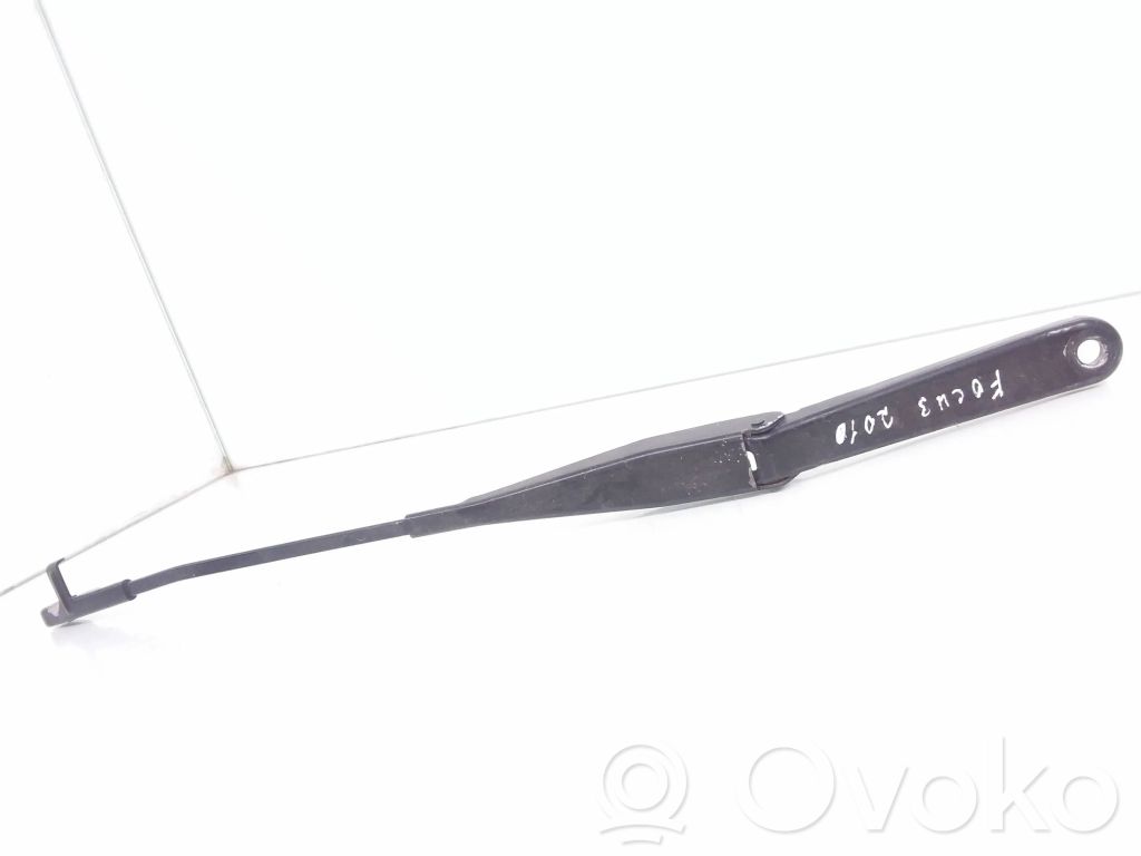 Ford Focus Front wiper blade arm 