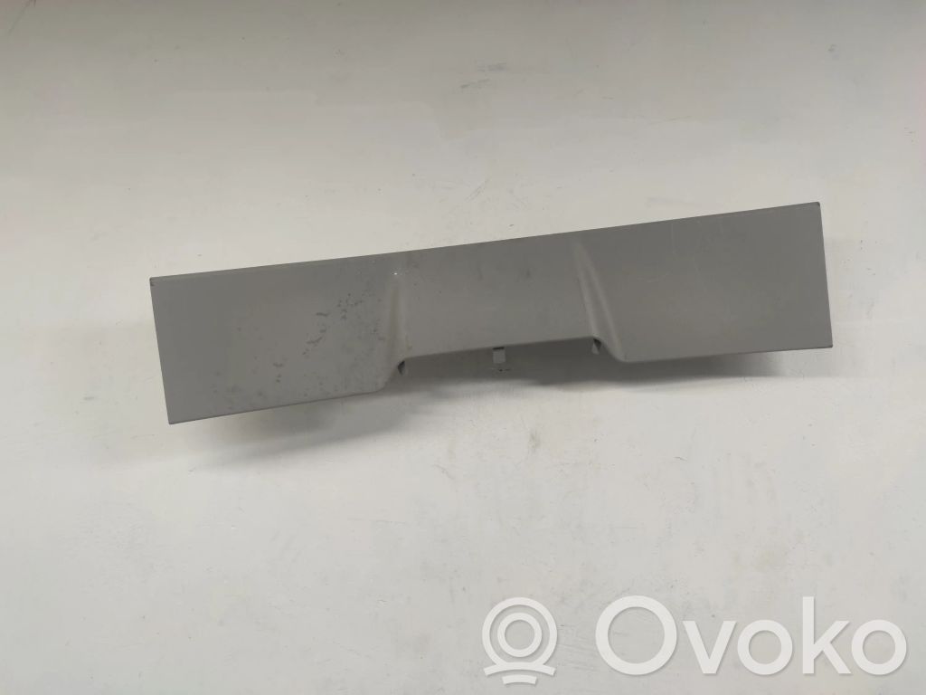Opel Zafira B Takaluukun/tavaratilan ylempi verhoilu 
