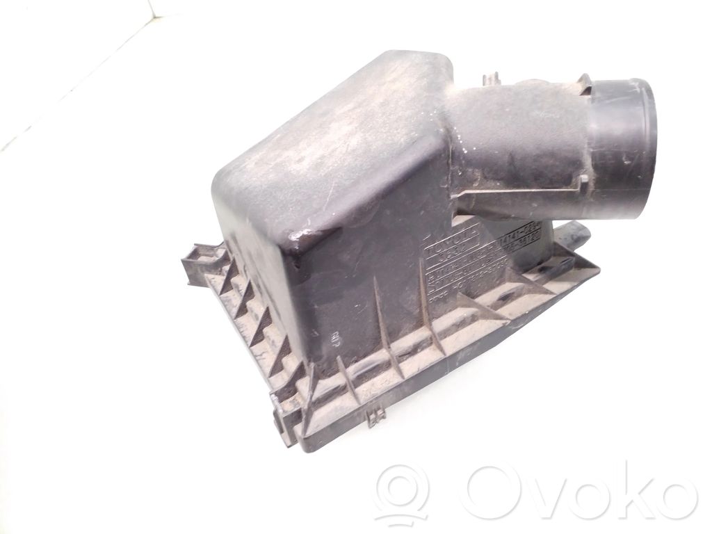 Toyota RAV 4 (XA40) Abdeckung Deckel Luftfilterkasten 