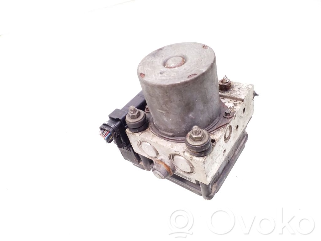 AC 428 Bomba de ABS 