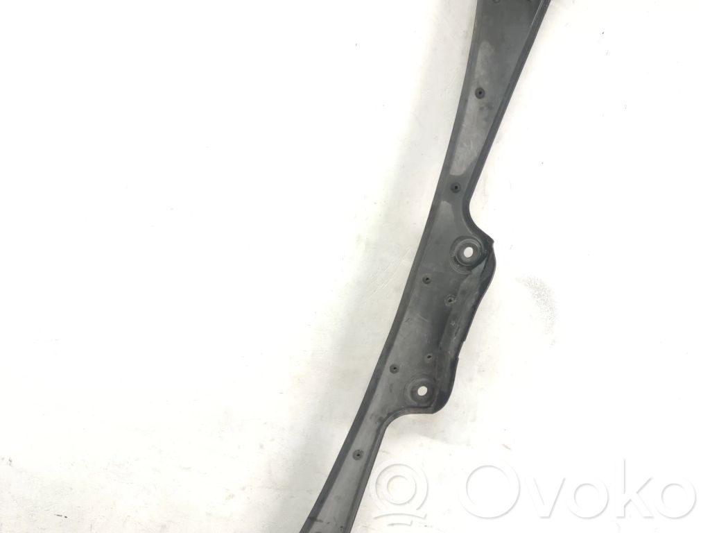 BMW 5 E60 E61 Wiper trim 